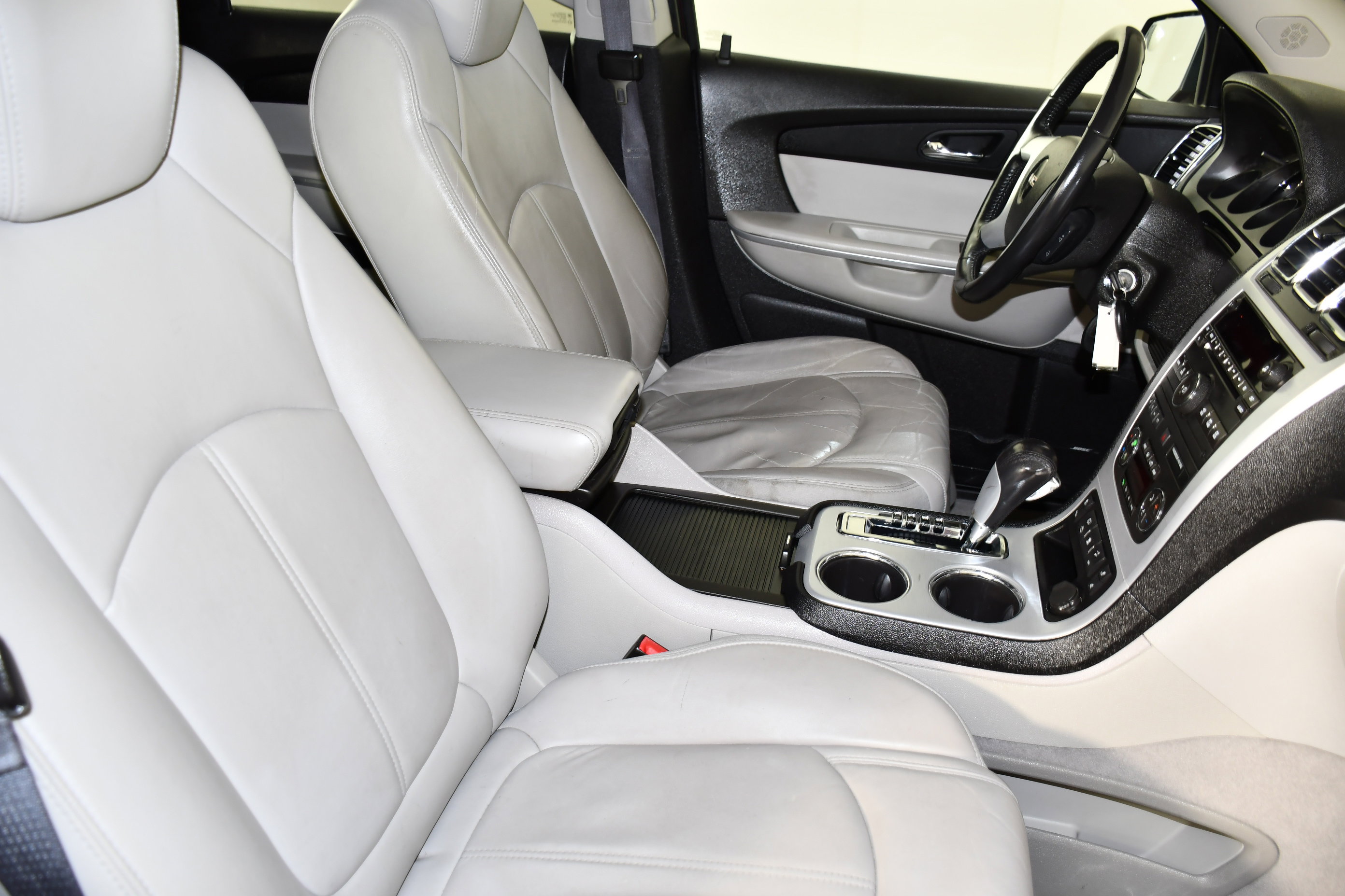 Used 2012 GMC Acadia SLT AWD/4WD image 38