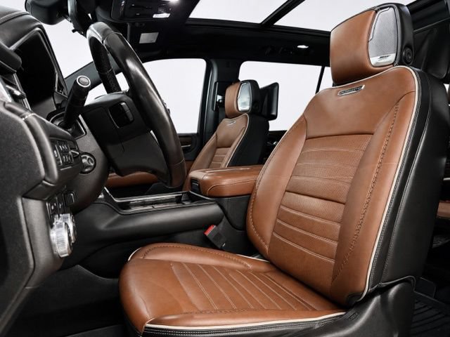 Used 2023 GMC Yukon XL Denali Ultimate w/ LPO, Floor Liner Package AWD/4WD image 15