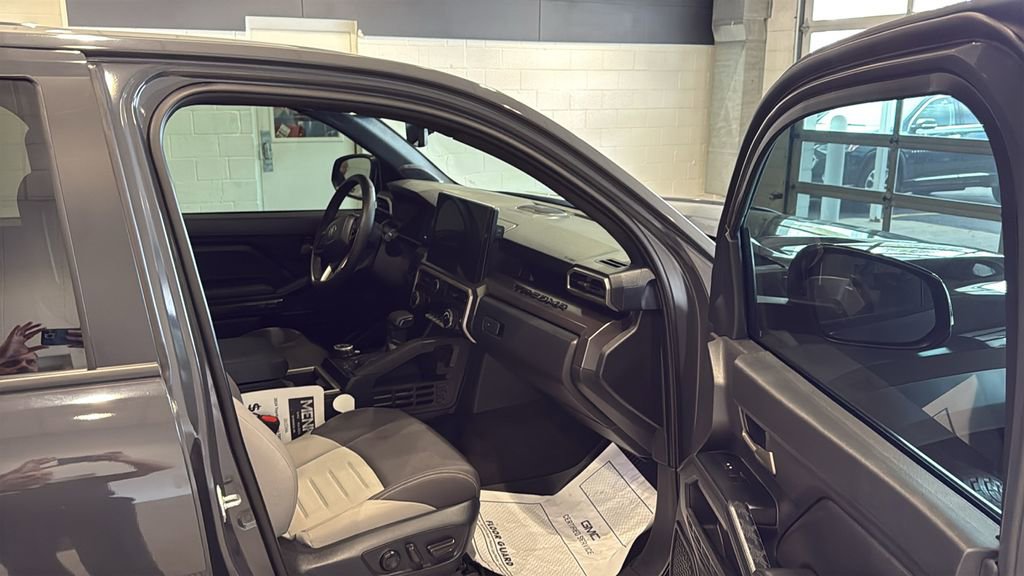 Used 2024 Toyota Tacoma TRD Off-Road w/ TRD Off Road Upgrade Package AWD/4WD image 12