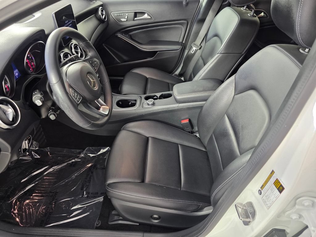Used 2020 Mercedes-Benz GLA 250 4MATIC image 9