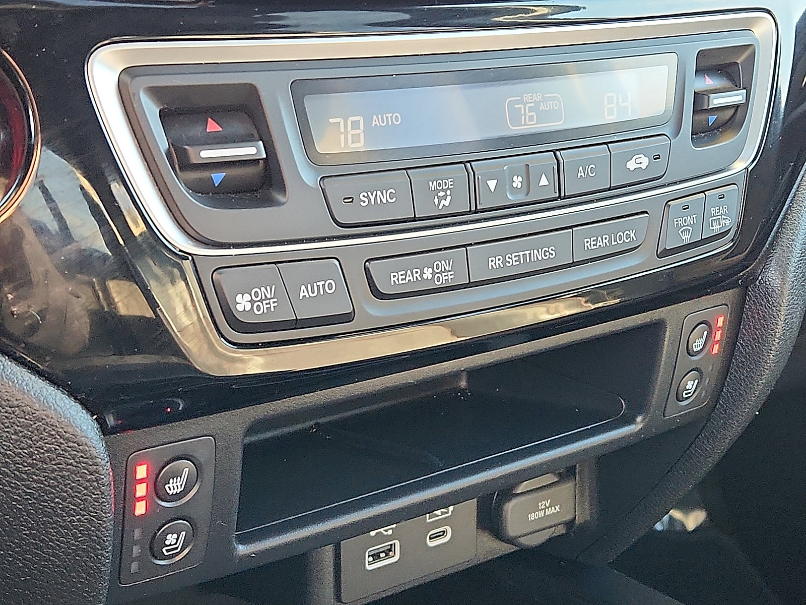 Used 2024 Honda Ridgeline Black Edition image 17