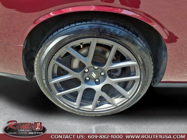 Used 2018 Dodge Challenger R/T Plus RWD image 16