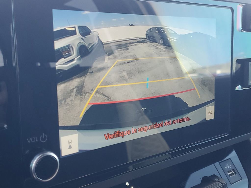 Used 2025 Toyota Tundra SR w/ SR Tow Package AWD/4WD image 25