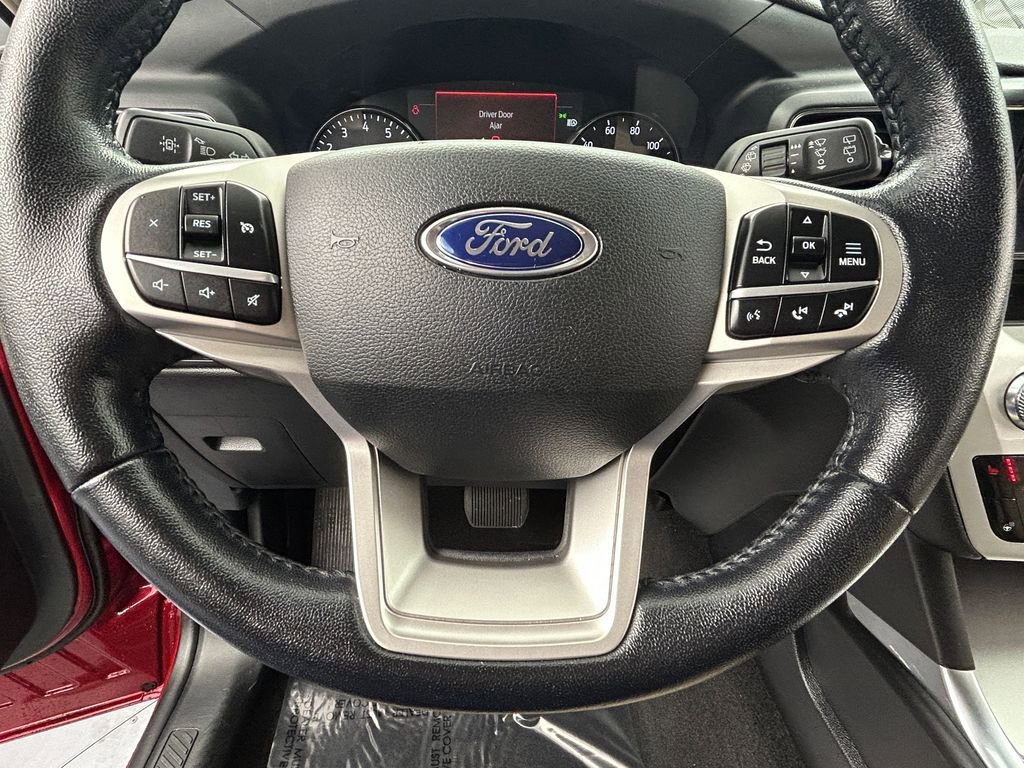 Used 2021 Ford Explorer XLT w/ Equipment Group 202A image 29