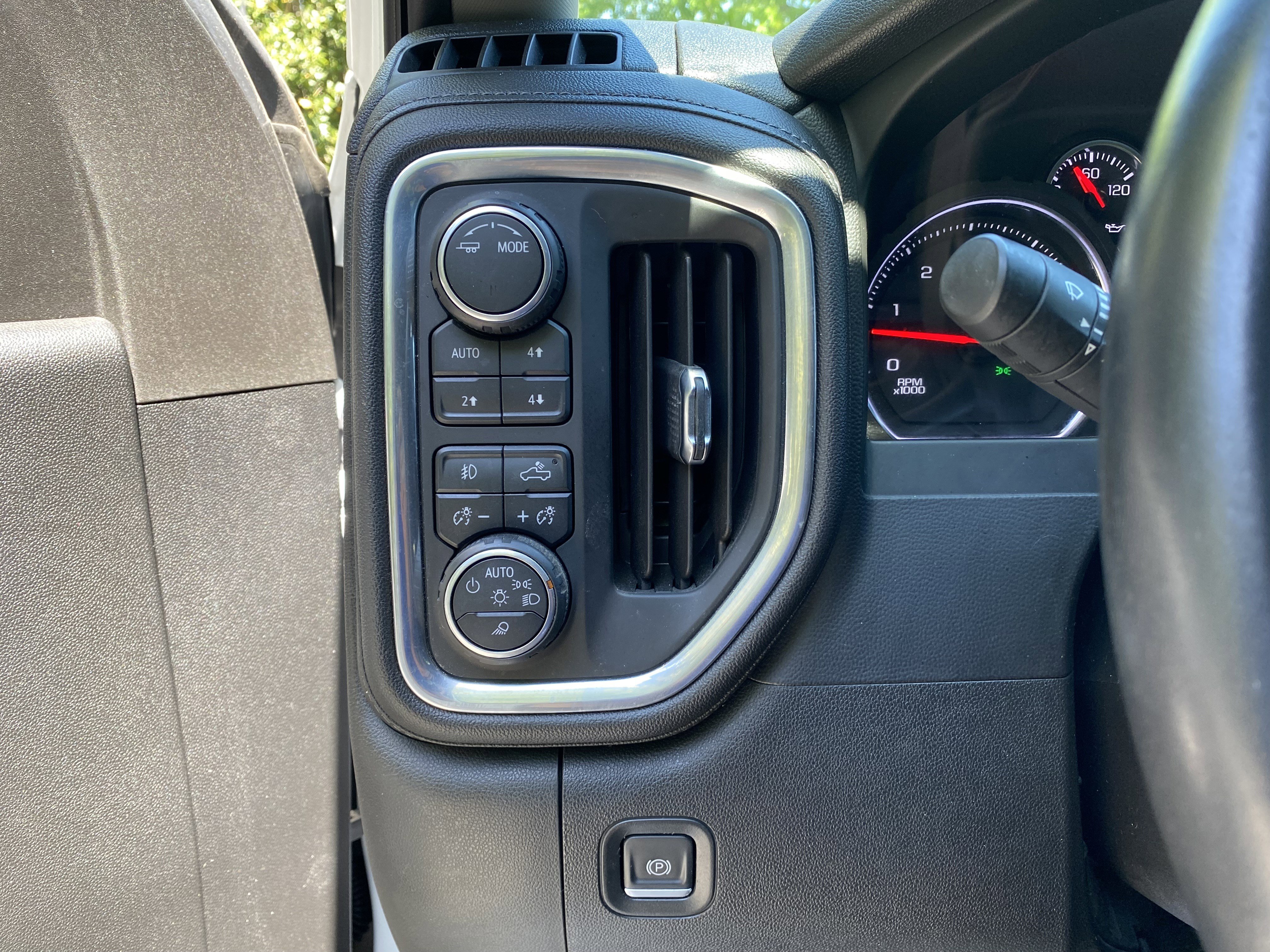 Used 2021 Chevrolet Silverado 2500 LT w/ All Star Edition AWD/4WD image 19