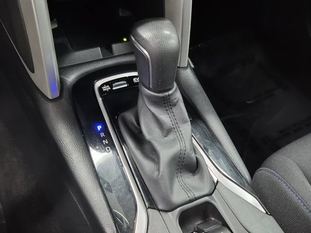 Used 2024 Toyota Corolla Cross SE image 31