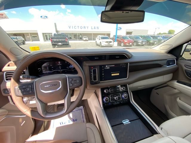 Used 2024 GMC Yukon Denali w/ Max Trailering Package AWD/4WD image 24