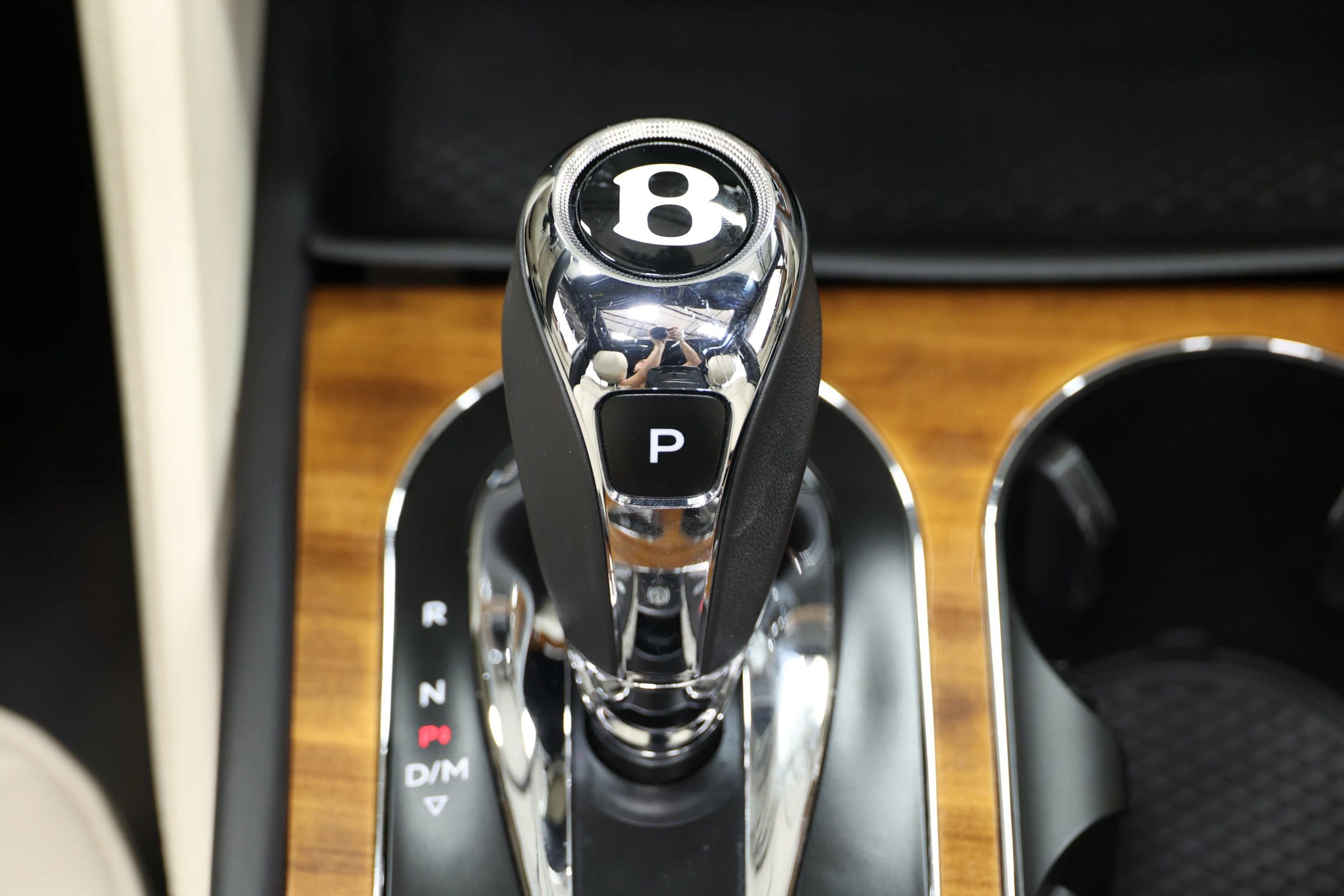 Used 2018 Bentley Bentayga Onyx Edition AWD/4WD image 51