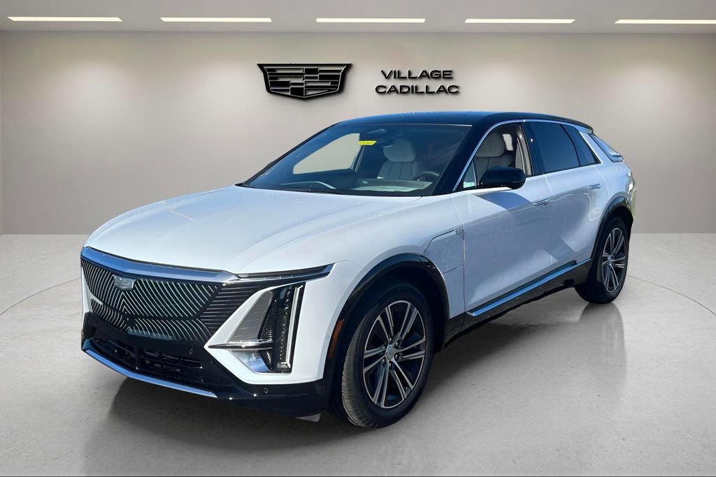 New 2026 Cadillac Lyriq Luxury RWD image 1