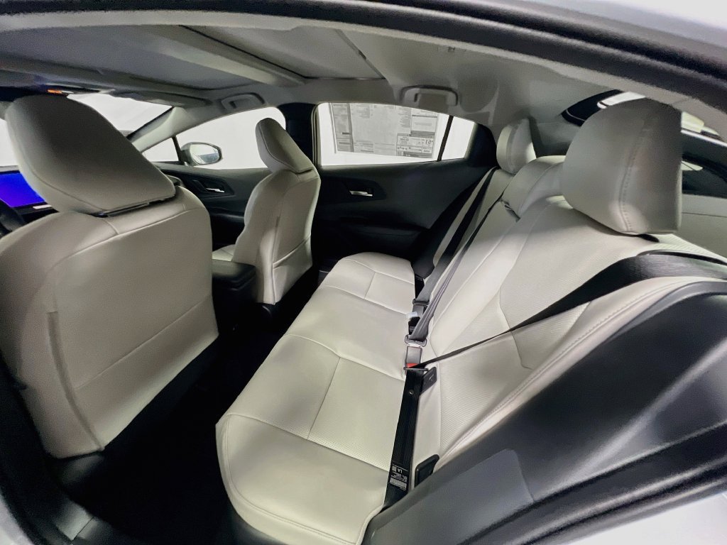 New 2027 Toyota Prius XLE FWD image 25