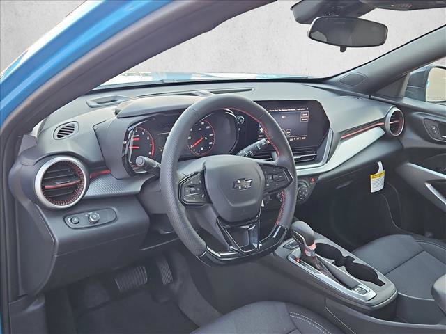 New 2026 Chevrolet Trax RS w/ Sunroof Package FWD image 3