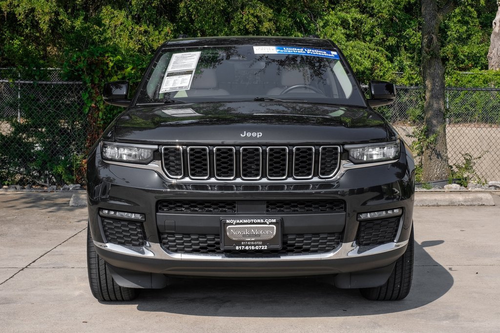 Used 2022 Jeep Grand Cherokee L Limited image 11