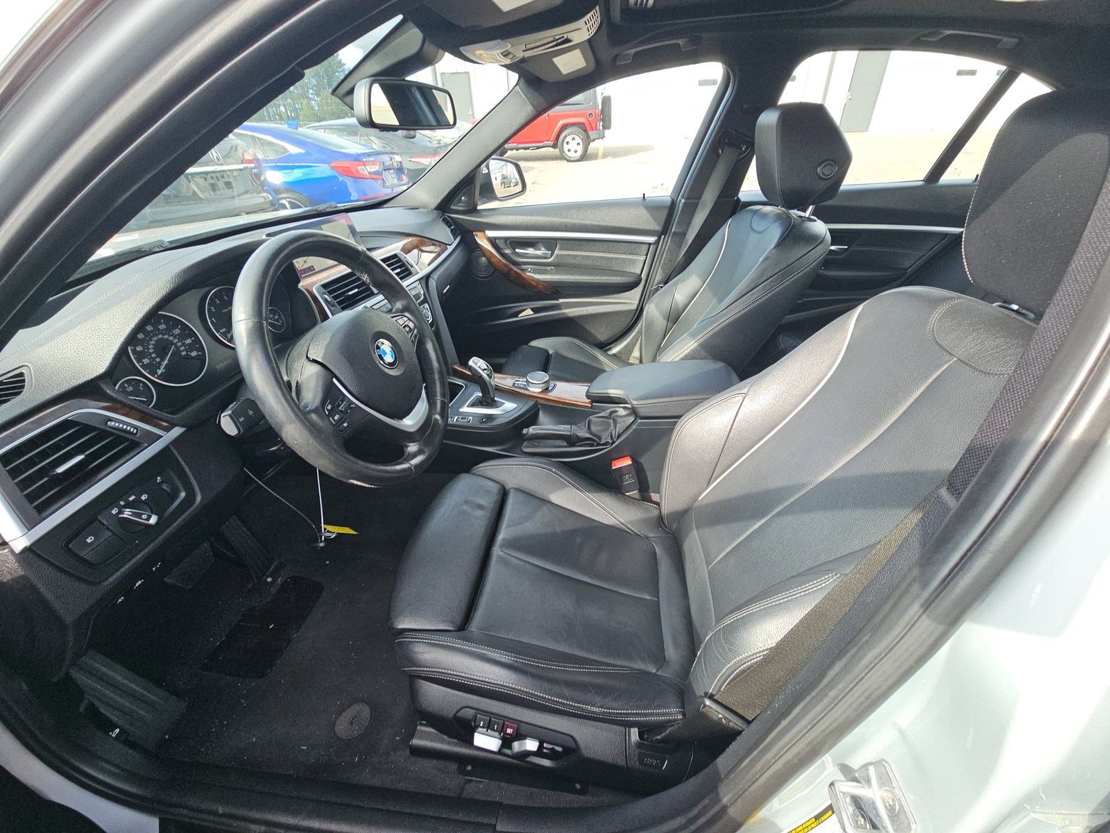 Used 2018 BMW 340i xDrive Sedan AWD/4WD image 10