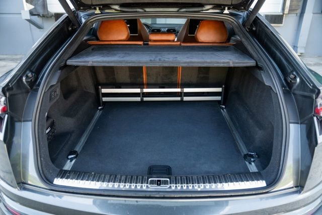 Used 2019 Lamborghini Urus image 23