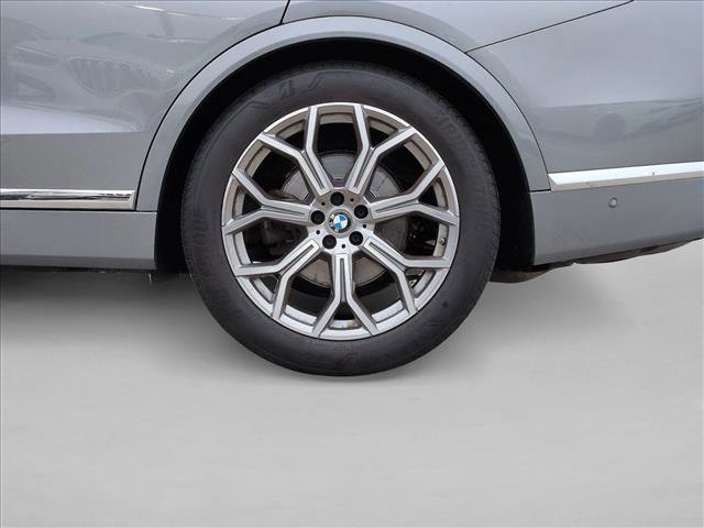 Used 2023 BMW X7 xDrive40i w/ Premium Package image 27