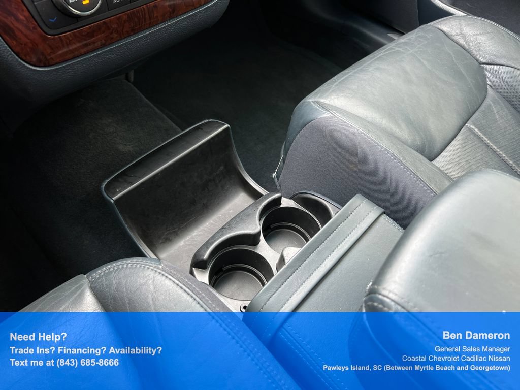 Used 2006 Cadillac DTS w/ Sun And Sound Package FWD image 36