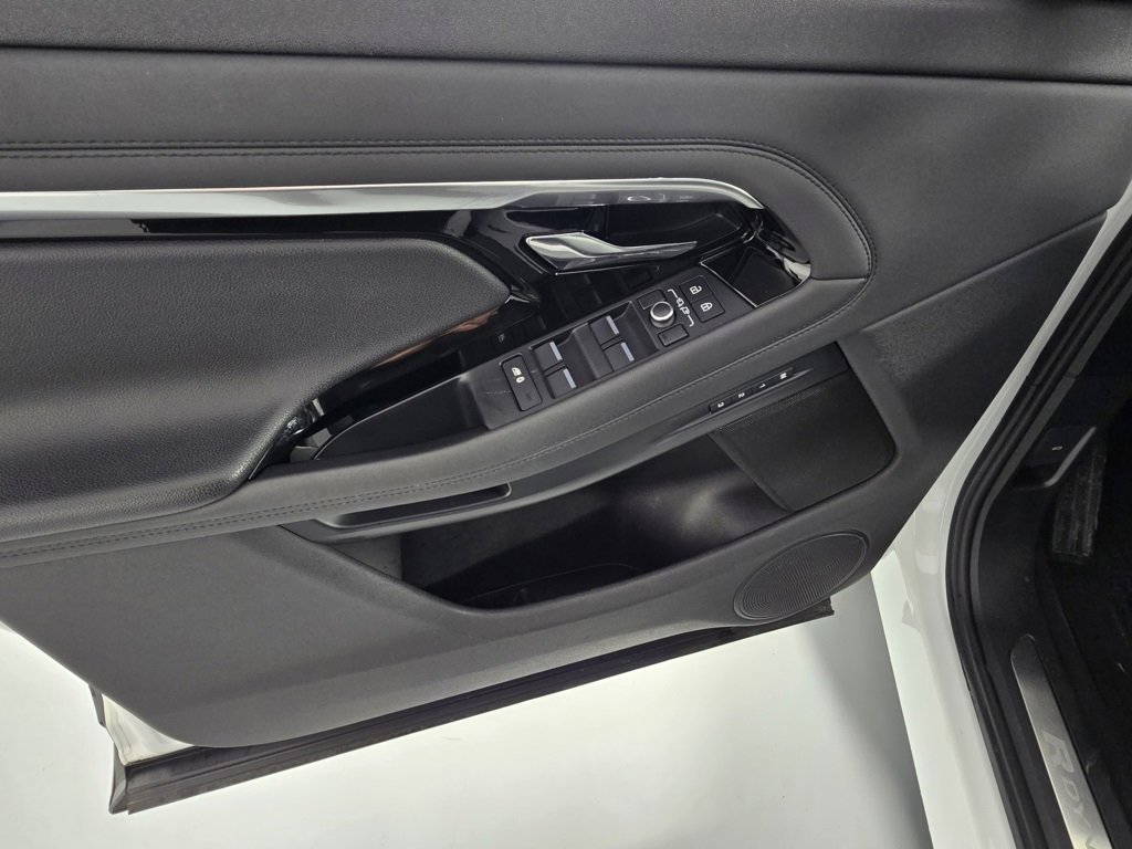 Used 2022 Land Rover Range Rover Evoque R-Dynamic S image 15