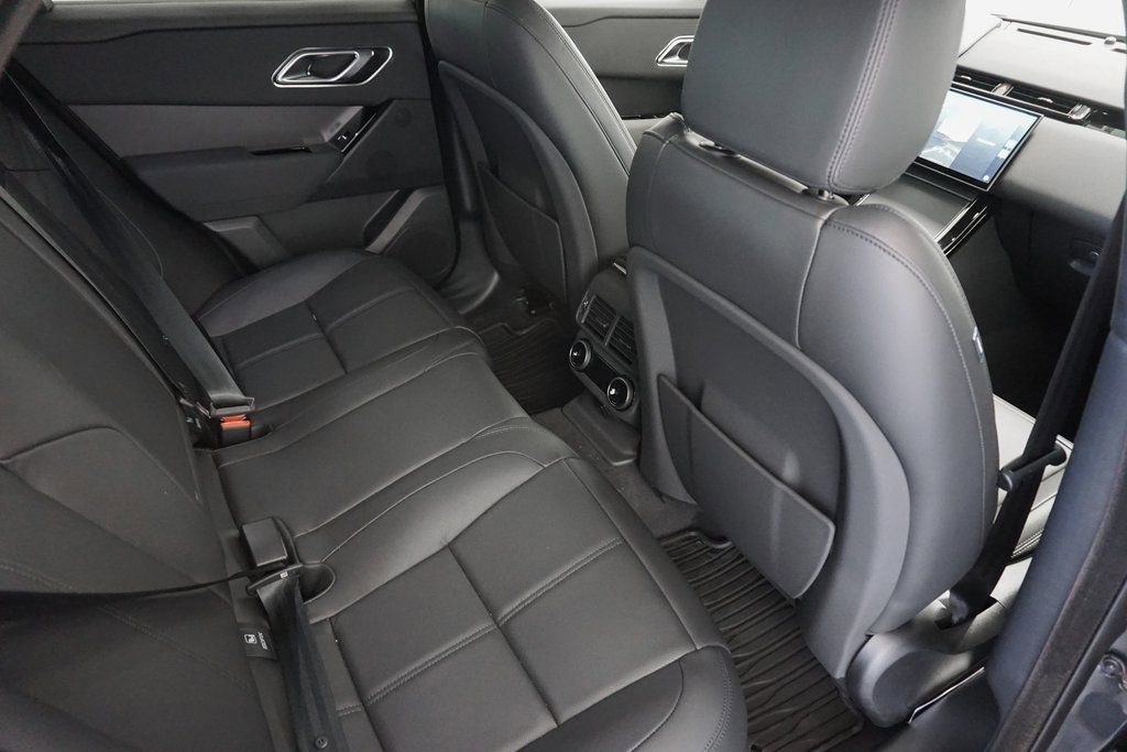 Used 2025 Land Rover Range Rover Velar Dynamic SE image 26