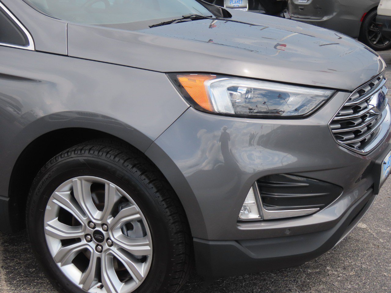 Used 2023 Ford Edge Titanium AWD/4WD image 6