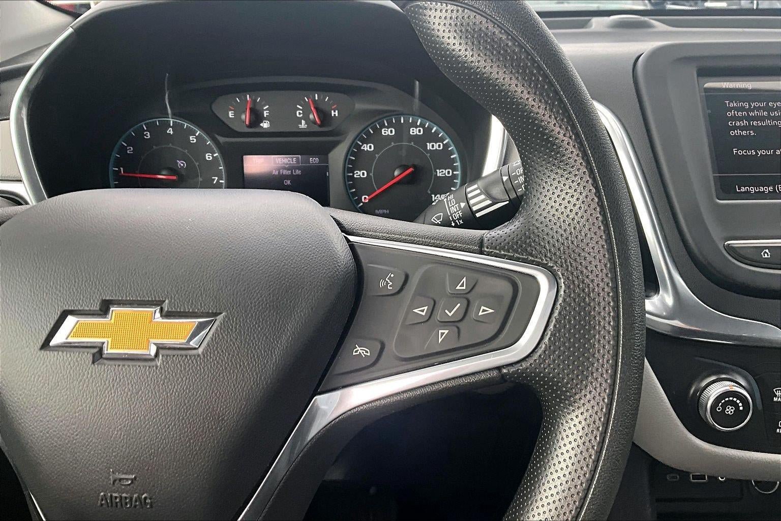 Used 2022 Chevrolet Equinox LS w/ Driver Confidence II Package FWD image 17