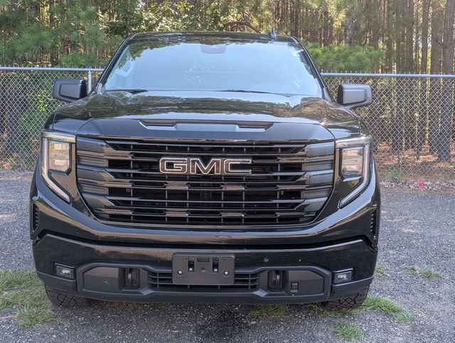 Used 2022 GMC Sierra 1500 Elevation AWD/4WD image 3