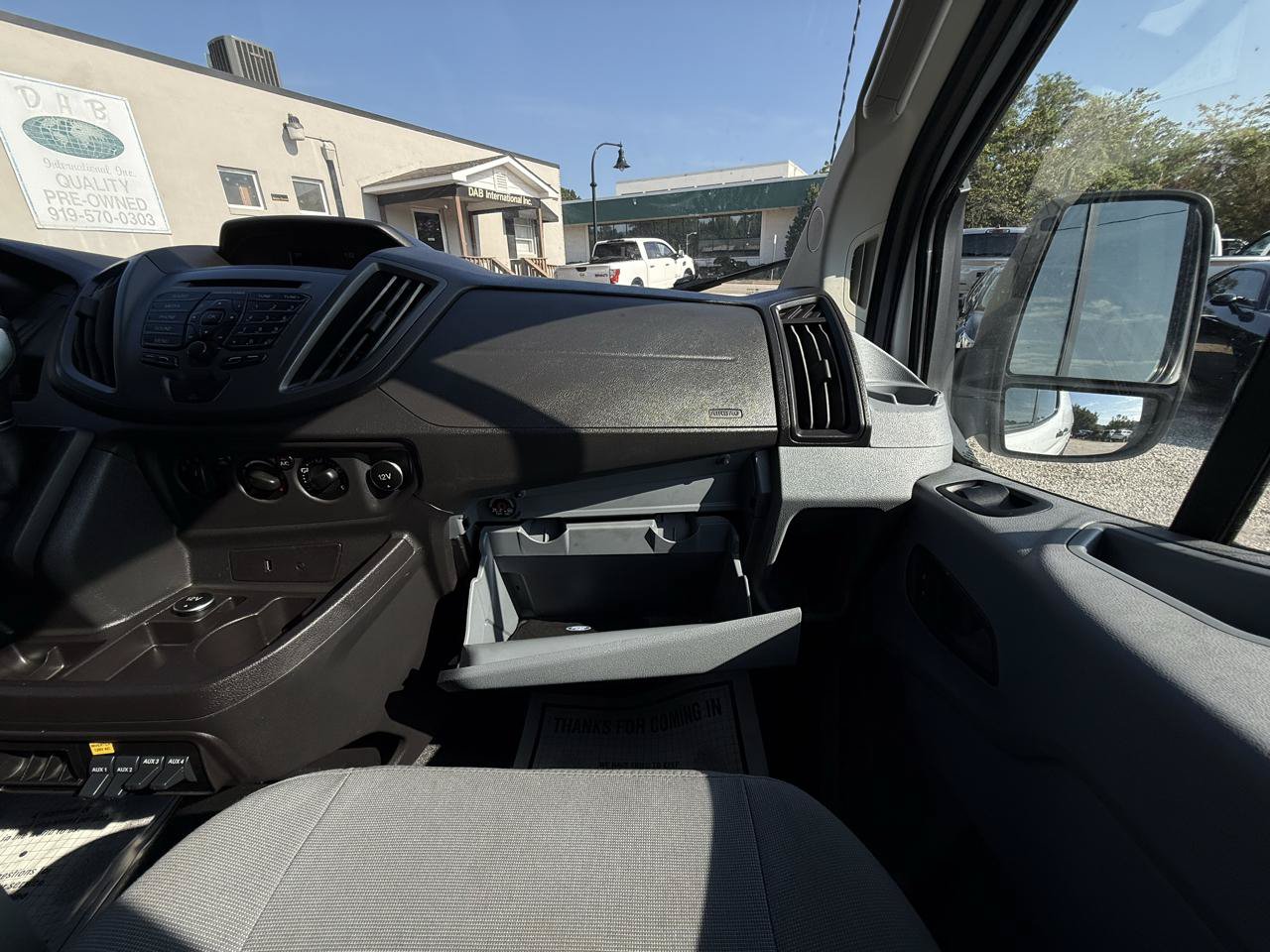 Used 2019 Ford Transit 250 148 Low Roof RWD image 22