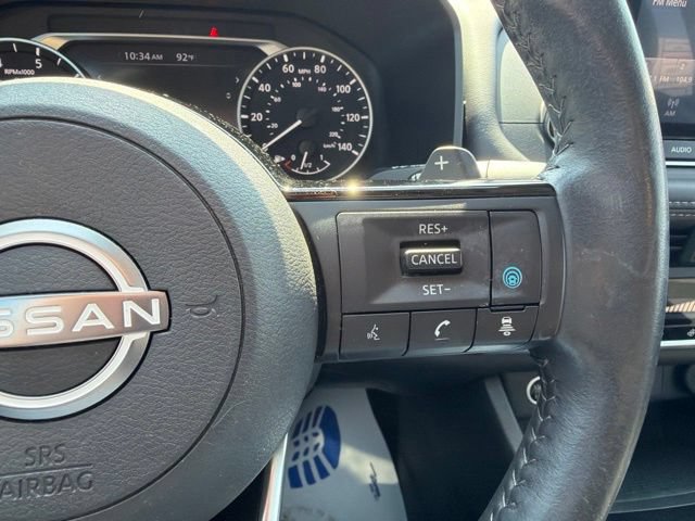 Used 2023 Nissan Rogue SV w/ SV Premium B Package FWD image 17