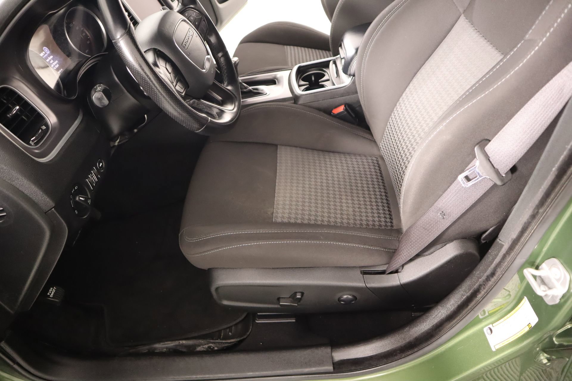 Used 2022 Dodge Charger R/T image 10