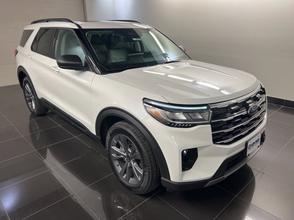 New 2026 Ford Explorer Active w/ Active Comfort Package