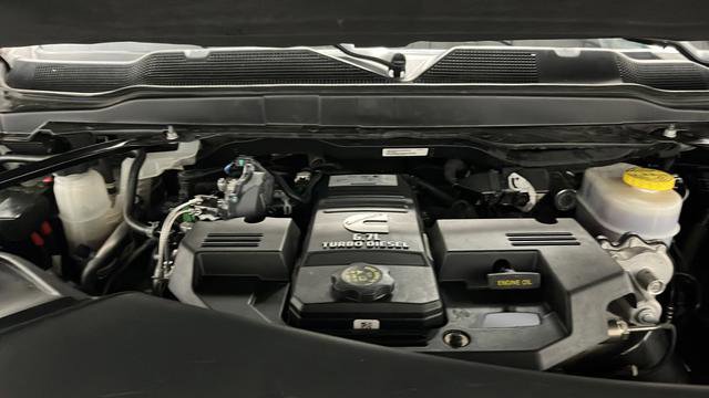 Used 2023 RAM 2500 Limited AWD/4WD image 35
