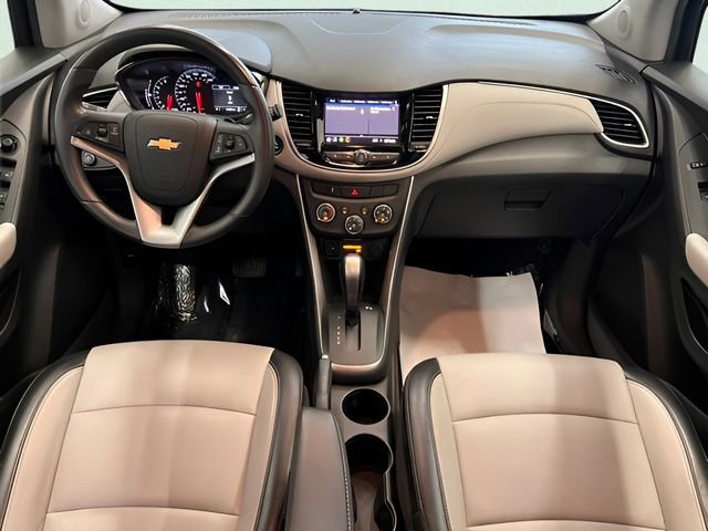 Used 2021 Chevrolet Trax LT w/ Premium Seat Package image 17