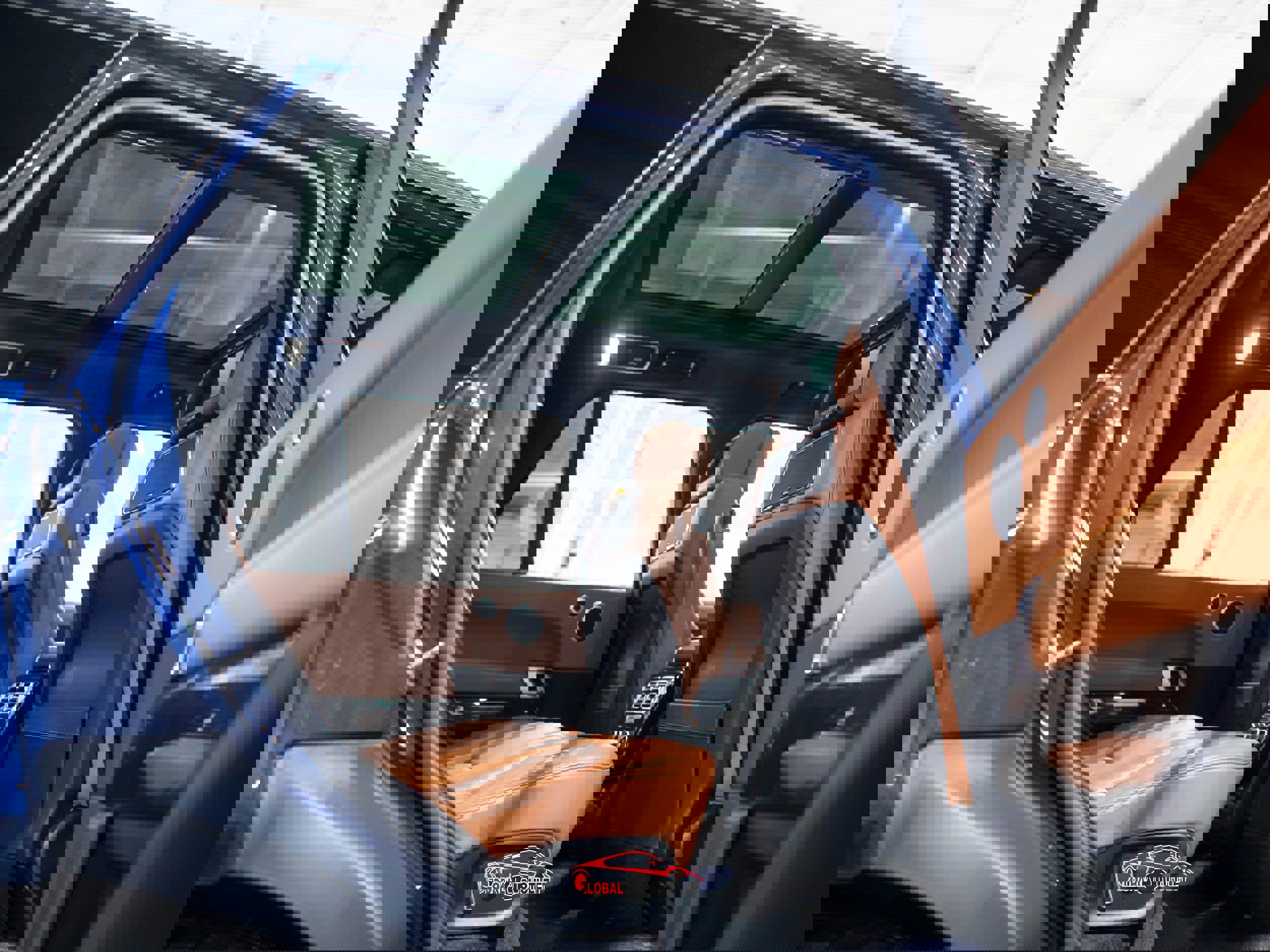 Used 2016 Land Rover Range Rover Autobiography image 18