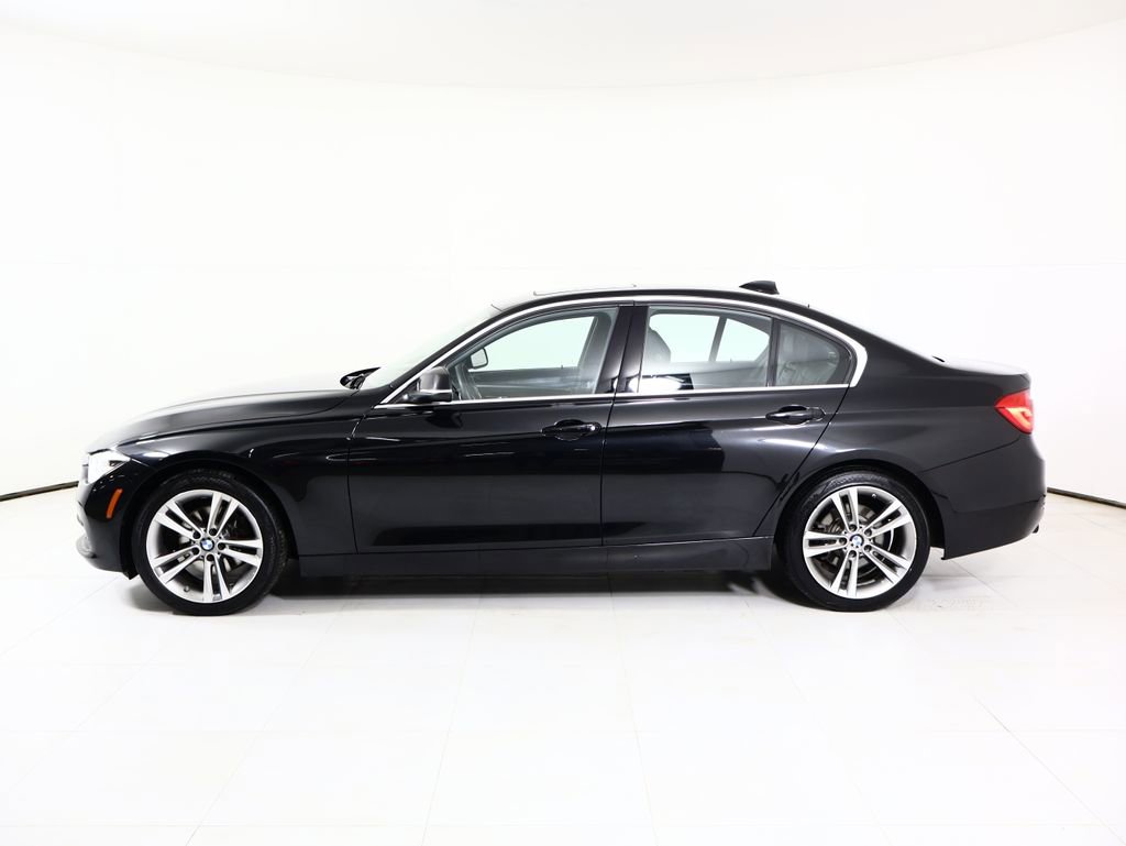 Used 2018 BMW 330i xDrive Sedan w/ Convenience Package image 13