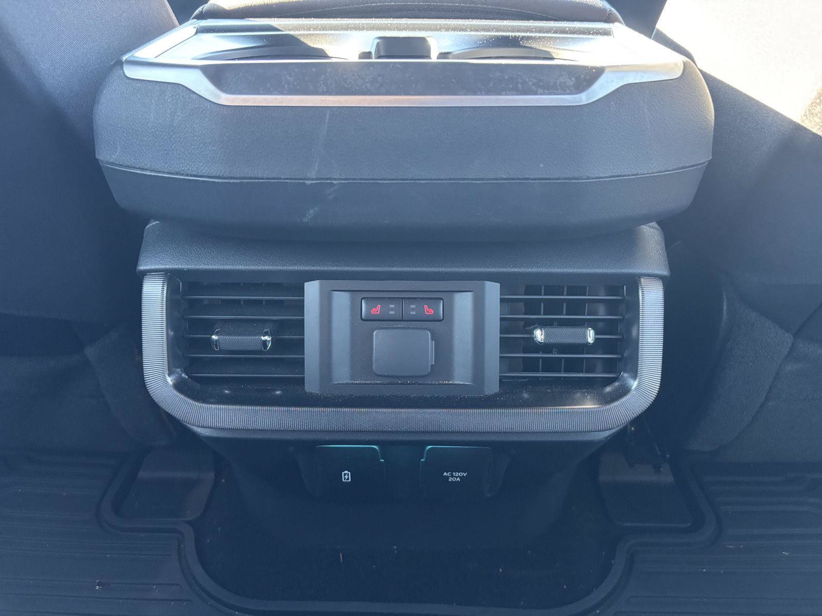 Used 2022 Ford F150 Platinum w/ Equipment Group 701A High AWD/4WD image 19