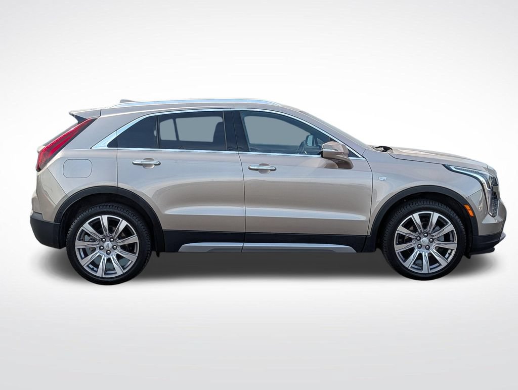 Used 2022 Cadillac XT4 Premium Luxury w/ Enhanced Visibility Package FWD video 2