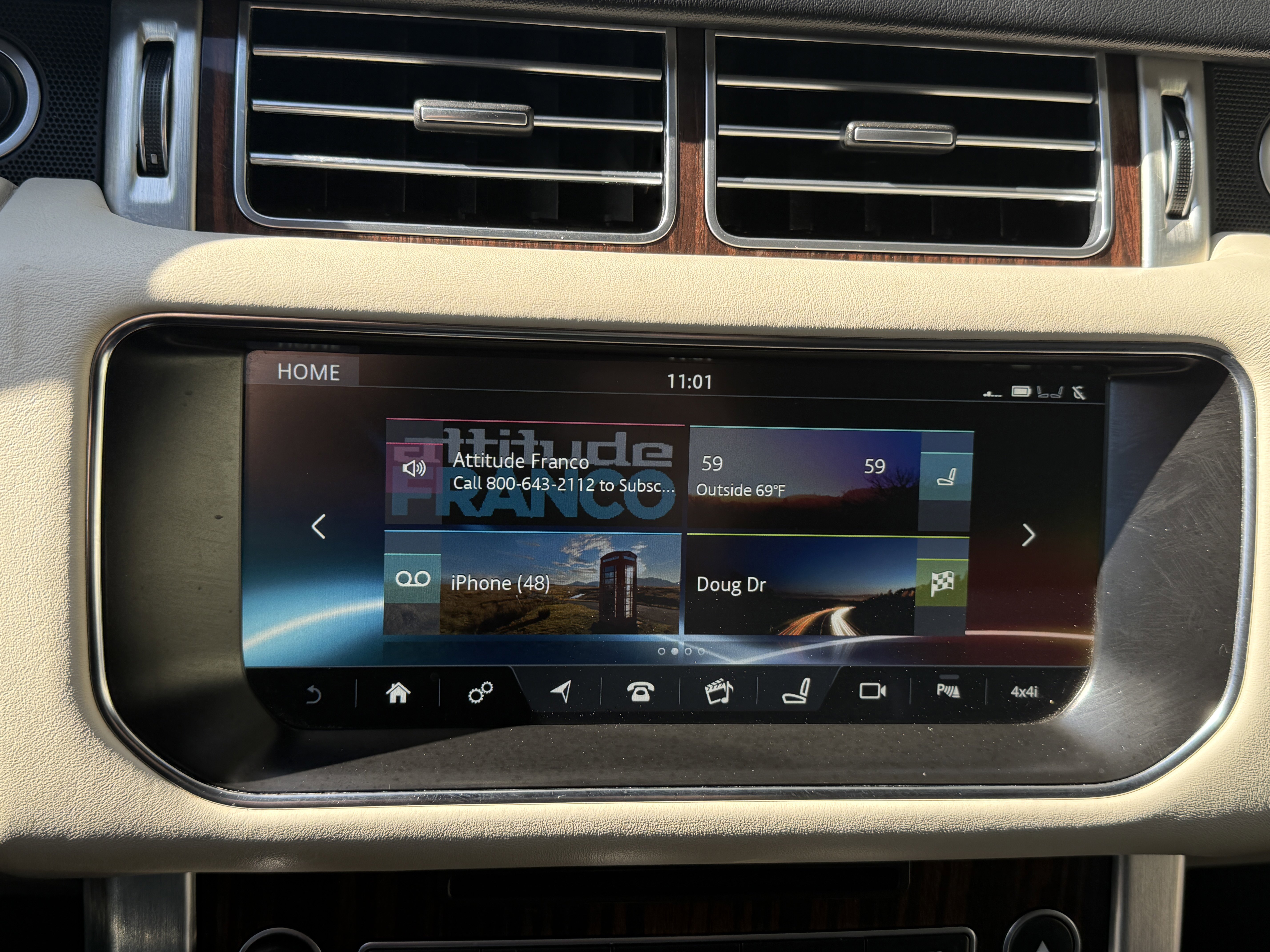 Used 2017 Land Rover Range Rover HSE image 24