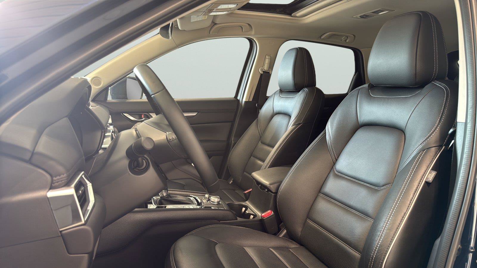 Used 2025 MAZDA CX-5 AWD 2.5 S w/ Preferred Package image 14