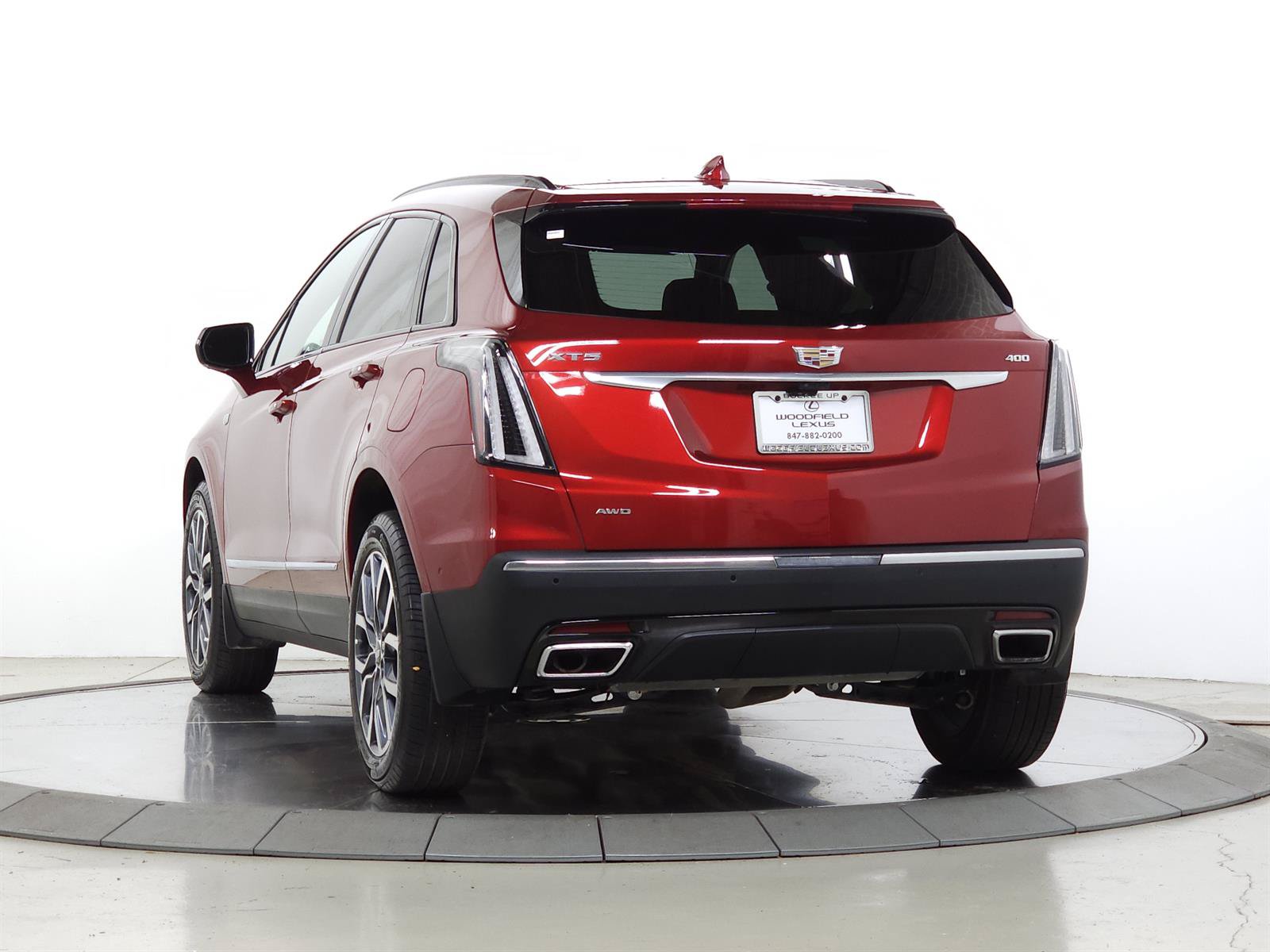 Used 2023 Cadillac XT5 Sportv w/ Technology Package AWD/4WD image 6