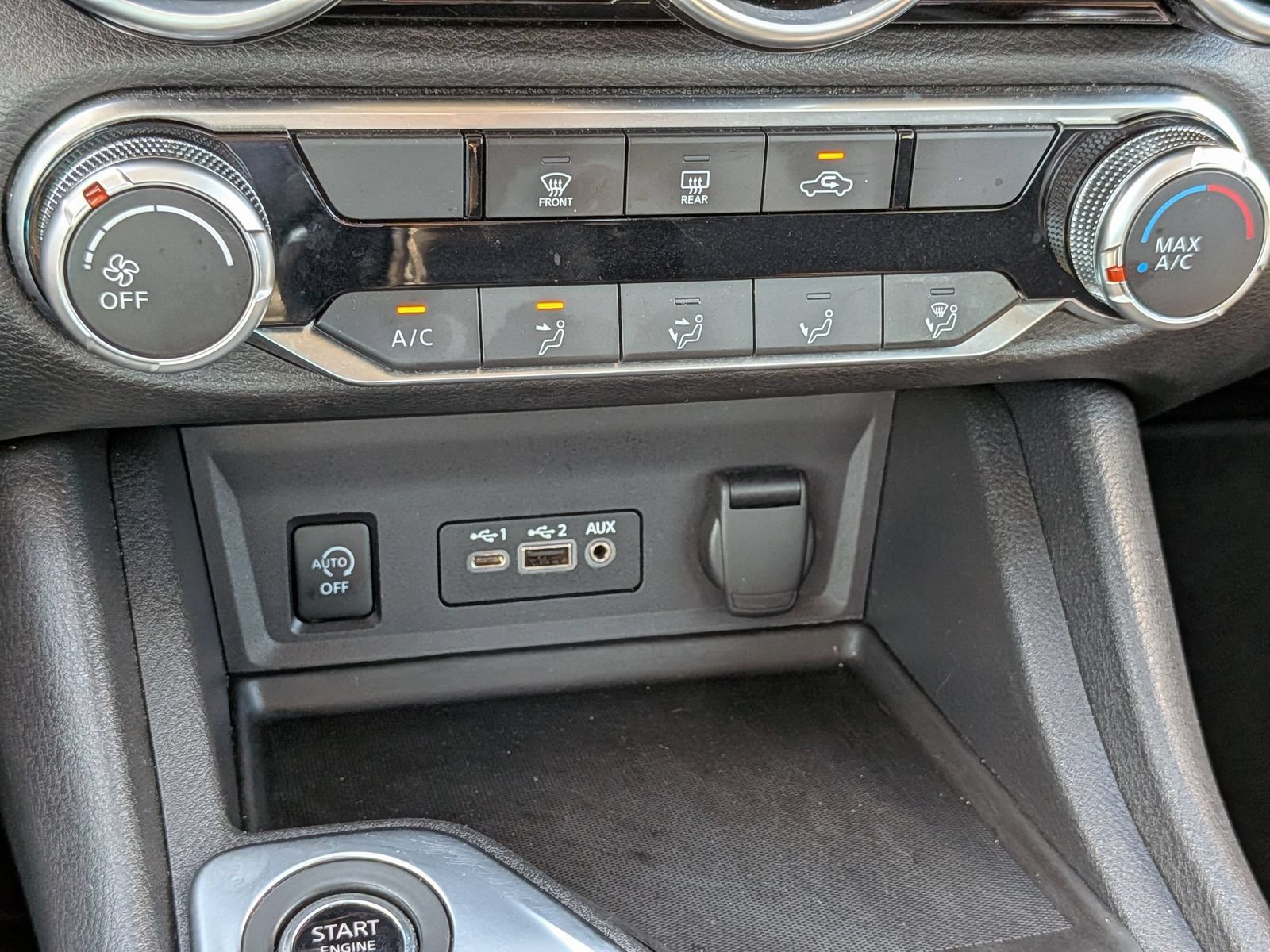 Used 2024 Nissan Sentra SV FWD image 24