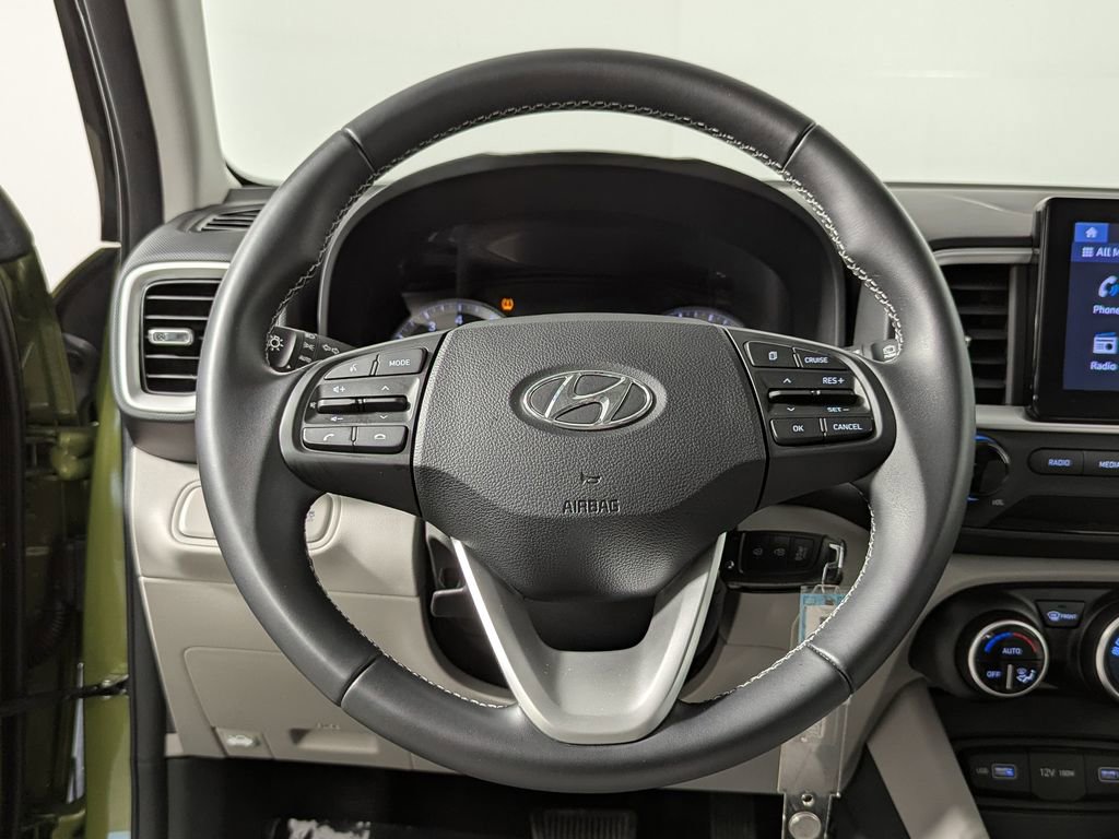 Used 2022 Hyundai Venue SEL w/ Cargo Package FWD image 20