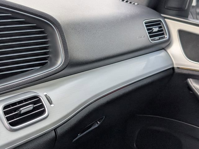 Used 2024 Mercedes-Benz GLE 350 4MATIC image 31