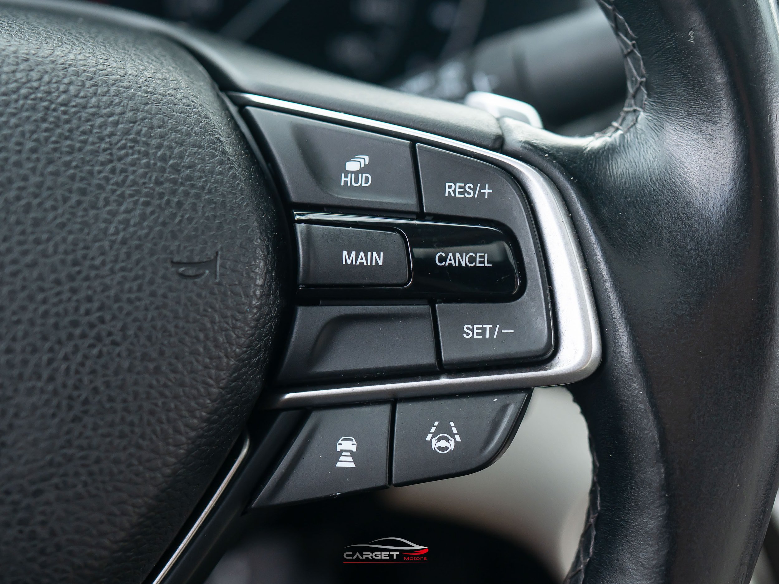 Used 2018 Honda Accord Touring image 24