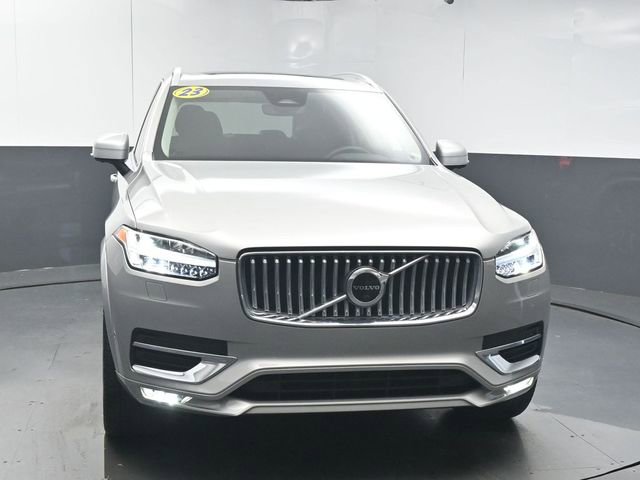 Certified 2023 Volvo XC90 B5 Plus image 3
