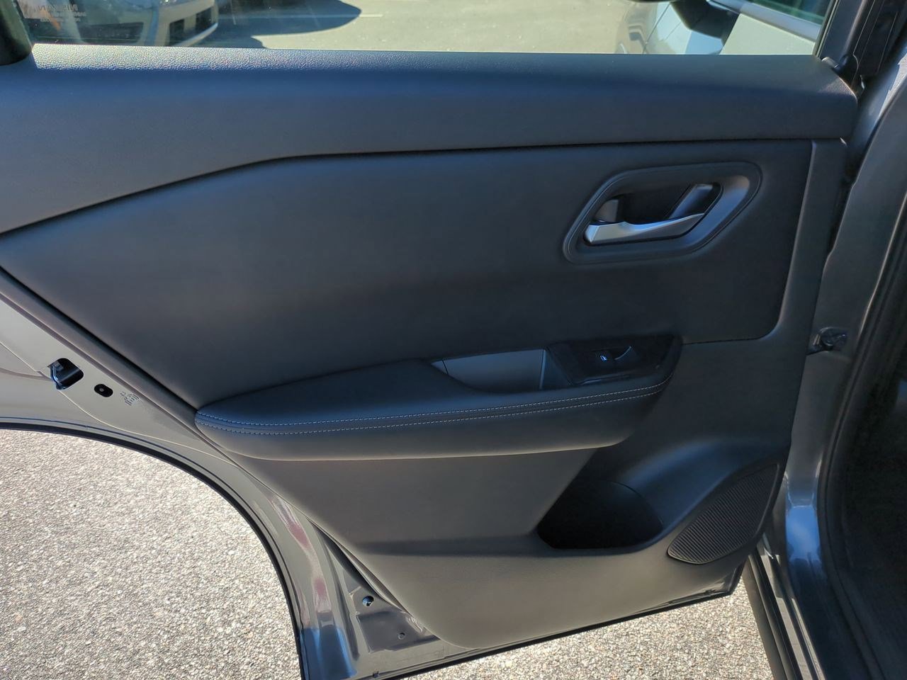 Certified 2024 Nissan Rogue SV image 26