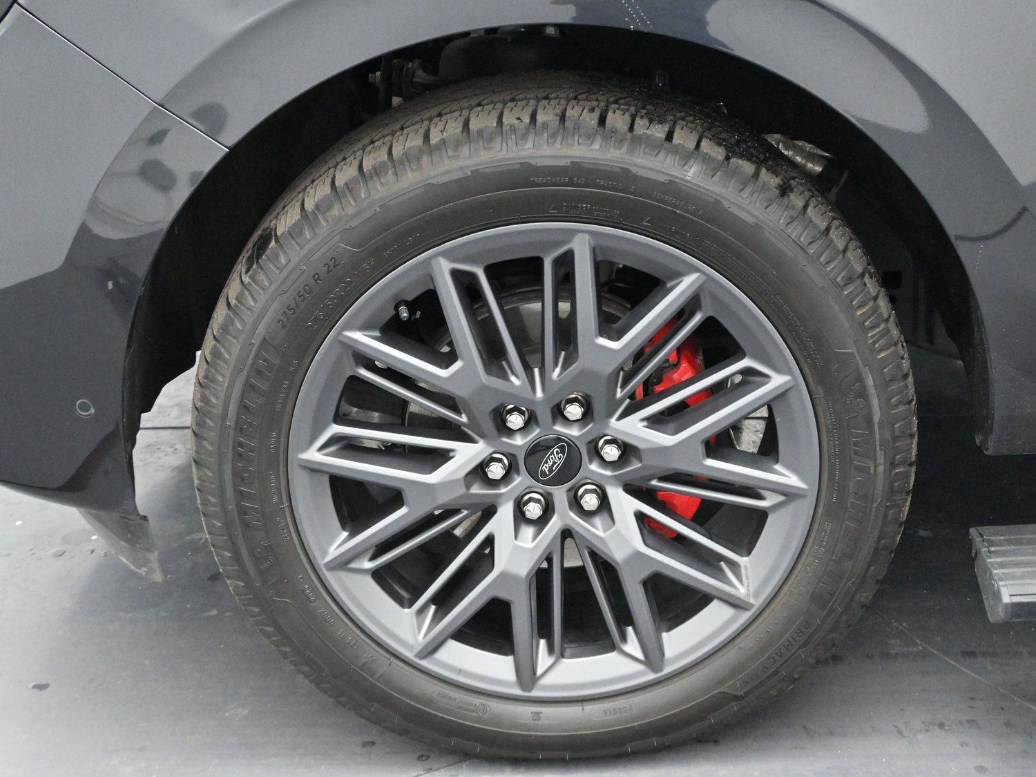 Used 2025 Ford Expedition Platinum w/ Stealth Performance Package image 47