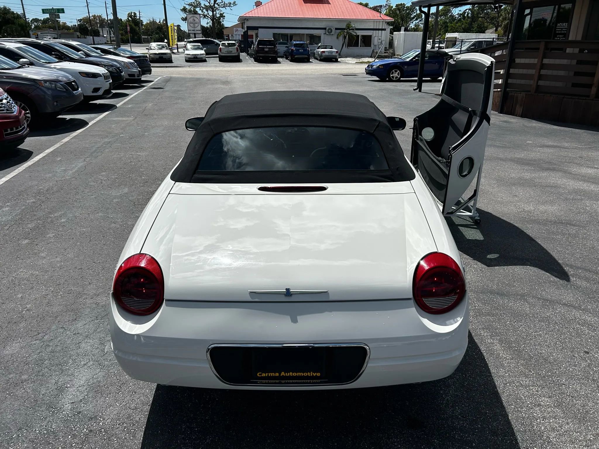 Used 2002 Ford Thunderbird image 30
