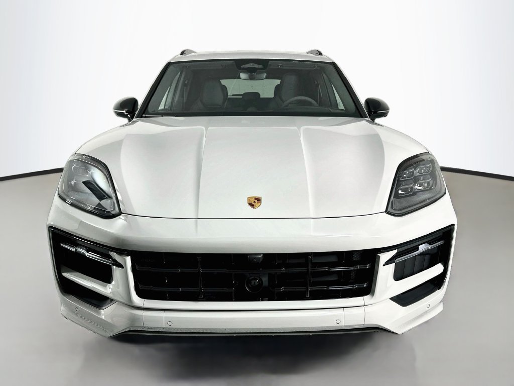 New 2026 Porsche Cayenne GTS AWD/4WD image 6