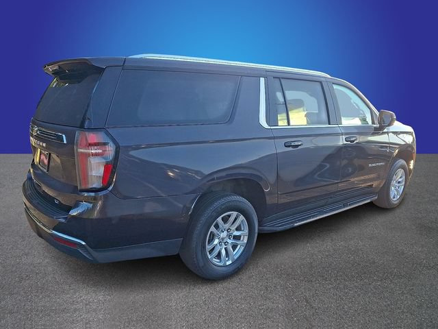 Used 2024 Chevrolet Suburban LT AWD/4WD image 4