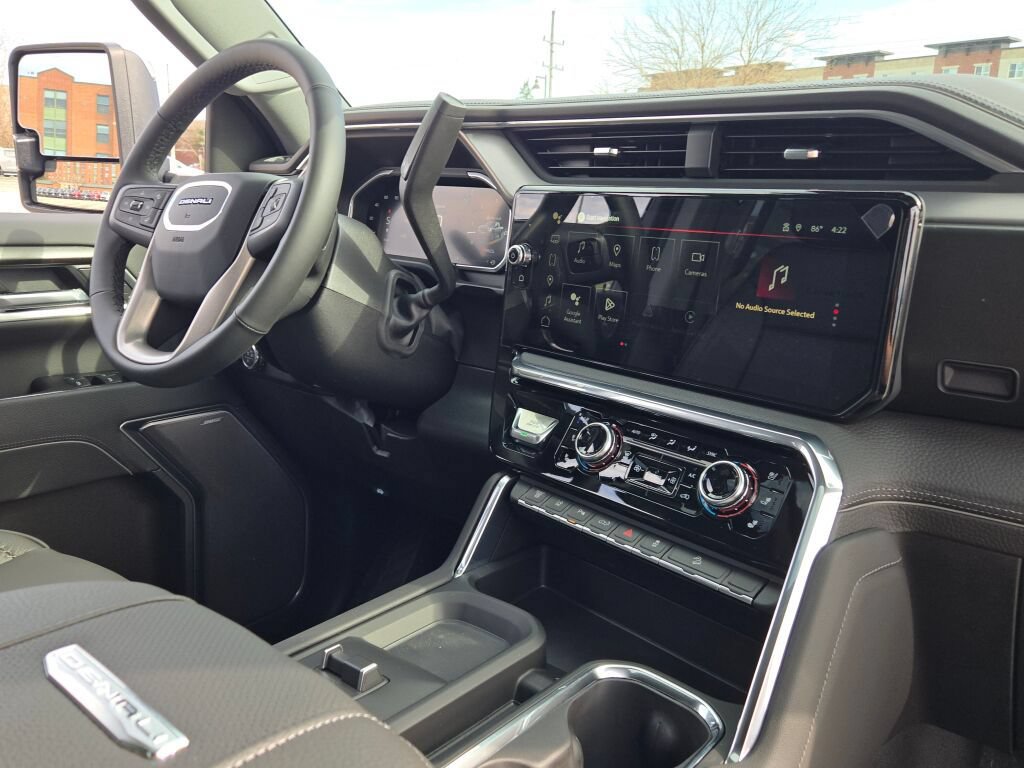New 2026 GMC Sierra 3500 Denali w/ Denali Reserve Package AWD/4WD image 9