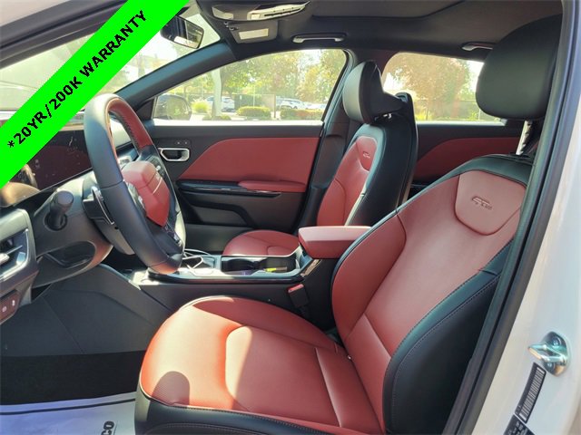 New 2025 Kia K4 GT-Line w/ GT-Line Premium Package image 8
